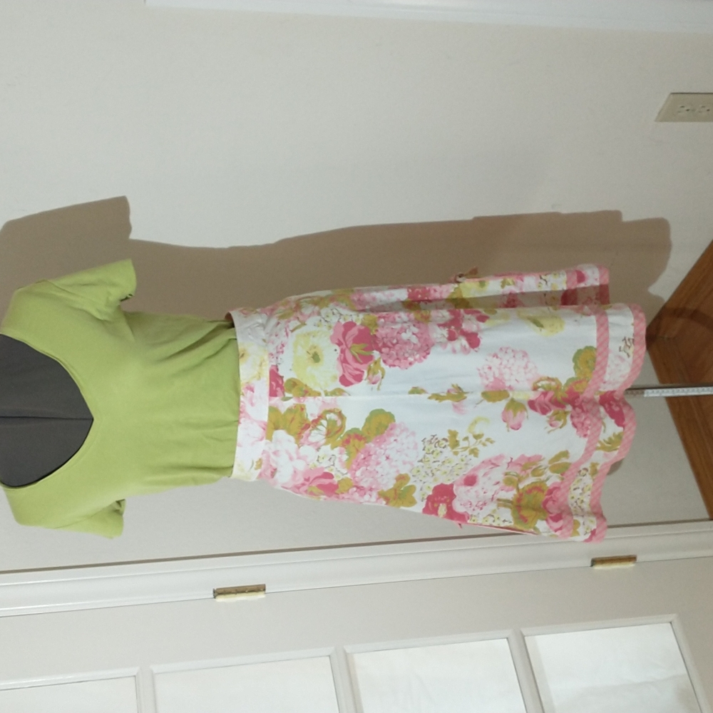 Cabi skirt ex cond